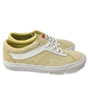 New in box Suede Butter yellow Vans sz 9.5 W